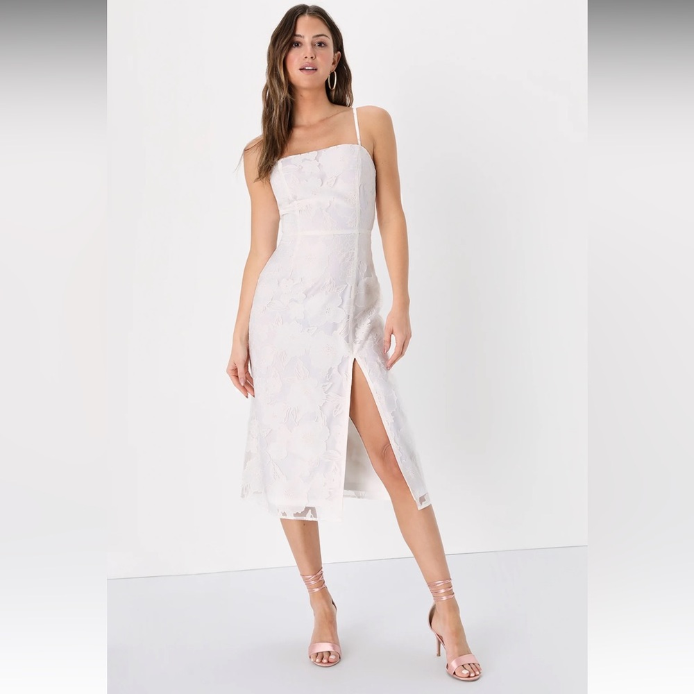 Lulus white floral jacquard midi dress size S